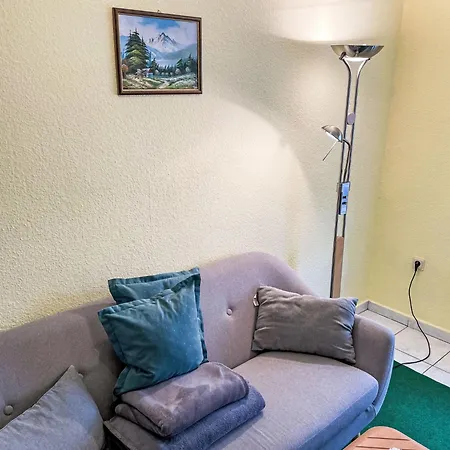 Schmidt - App-1 By Interhome * Цинновиц