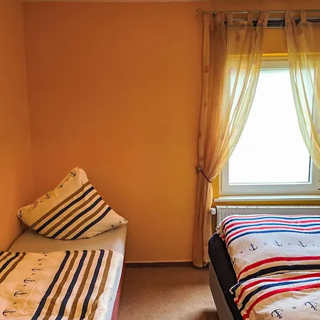 Schmidt - App-1 By Interhome * Цинновиц